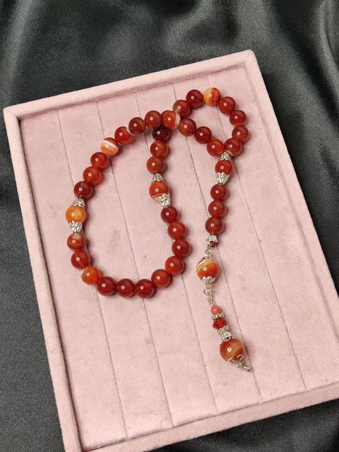 photo_6097978551383997480_y