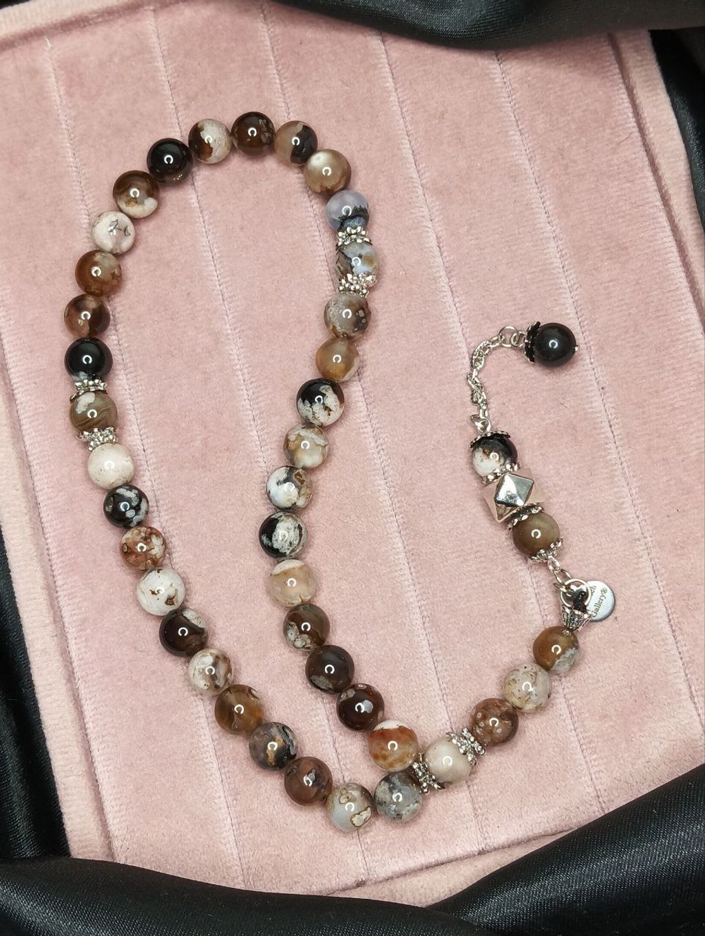 photo_6330273021524297322_y