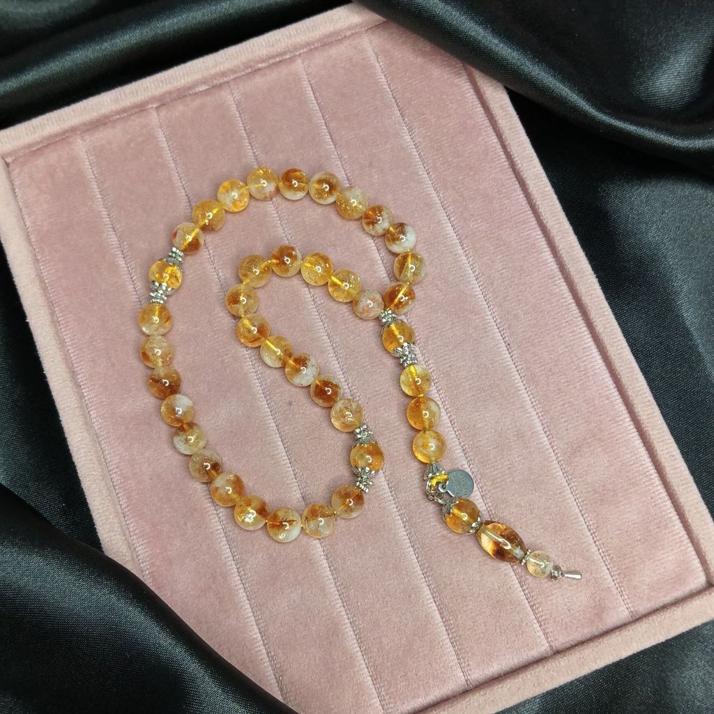 photo_6091565529555913010_y