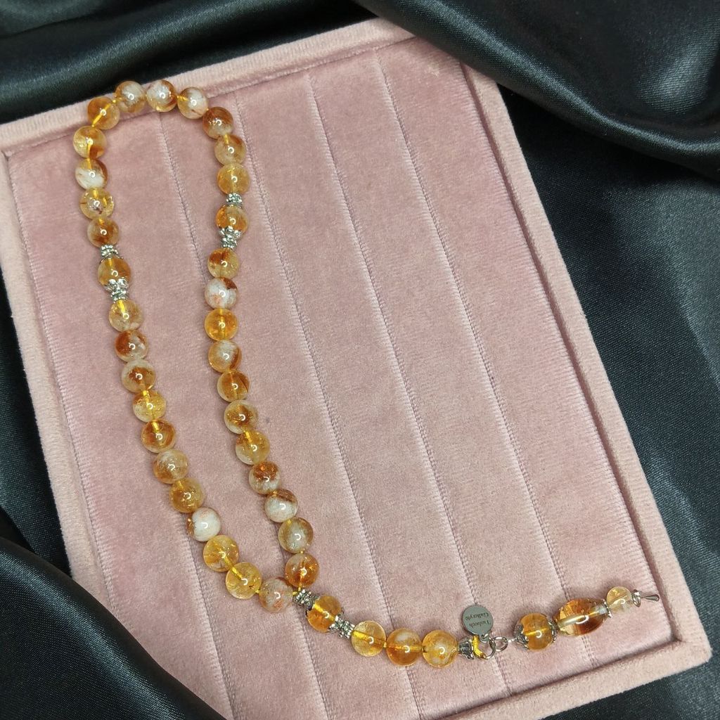 photo_6091565529555913001_y