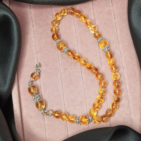 photo_6269462142948326614_y