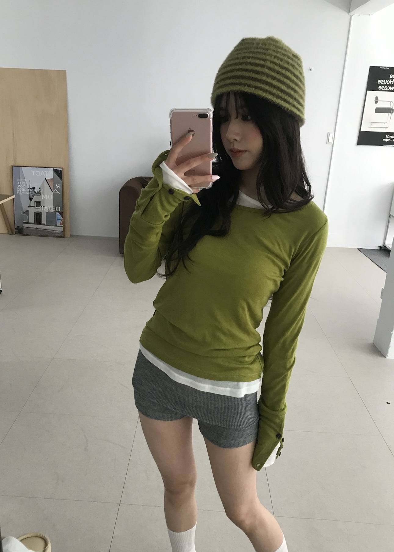 FDC0F528-66F0-478E-9422-D0ACE912298A_1_201_a