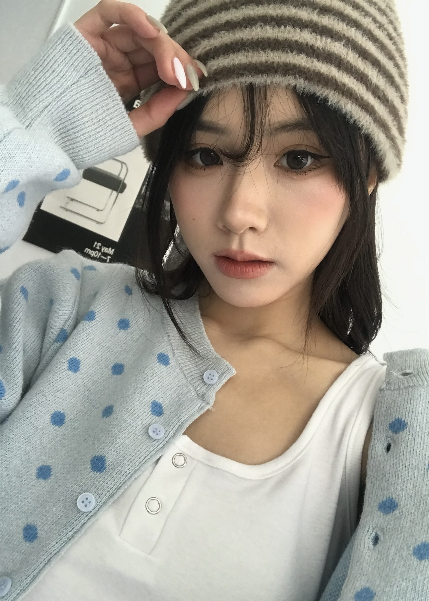 3DB6BFFE-8F37-4228-BC34-8F94221EE7B8_1_201_a