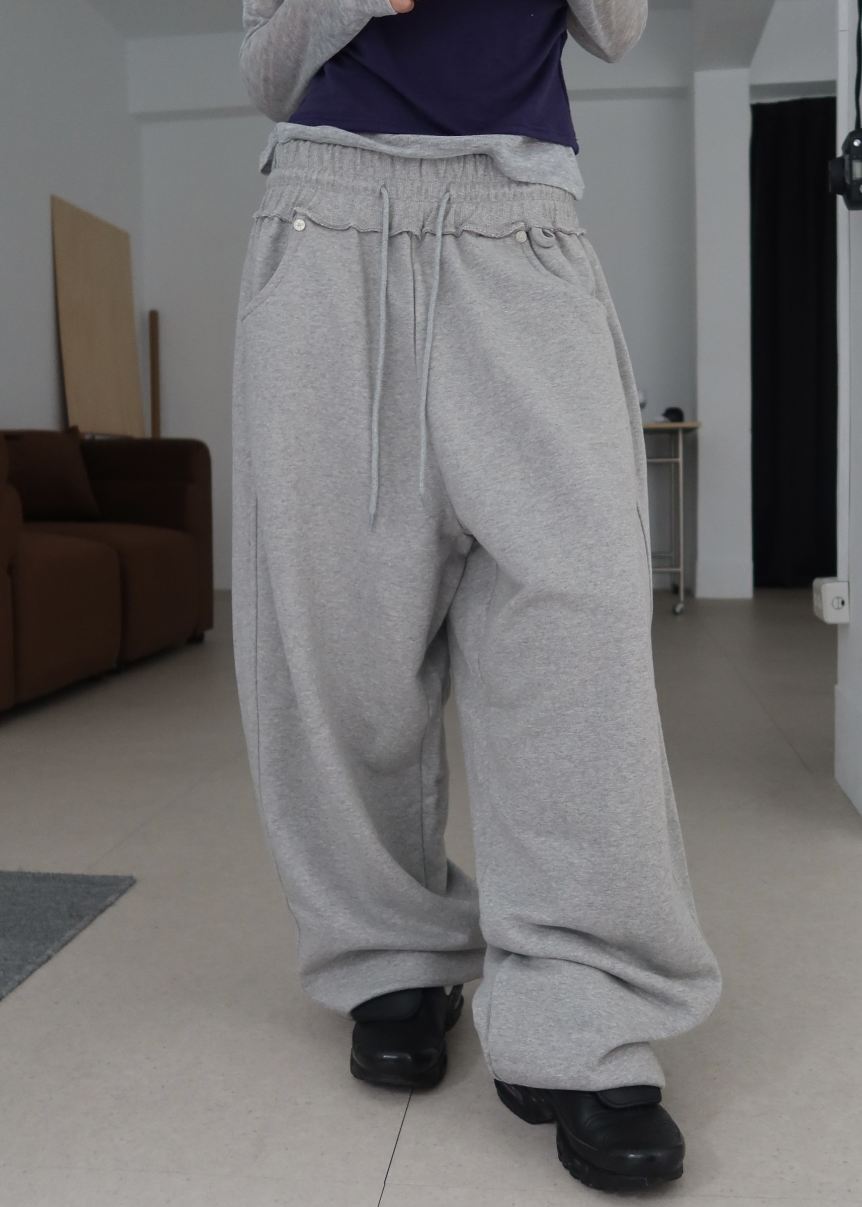 CACF08BC-A0EC-46BE-AD06-04E4E24DE610_1_201_a