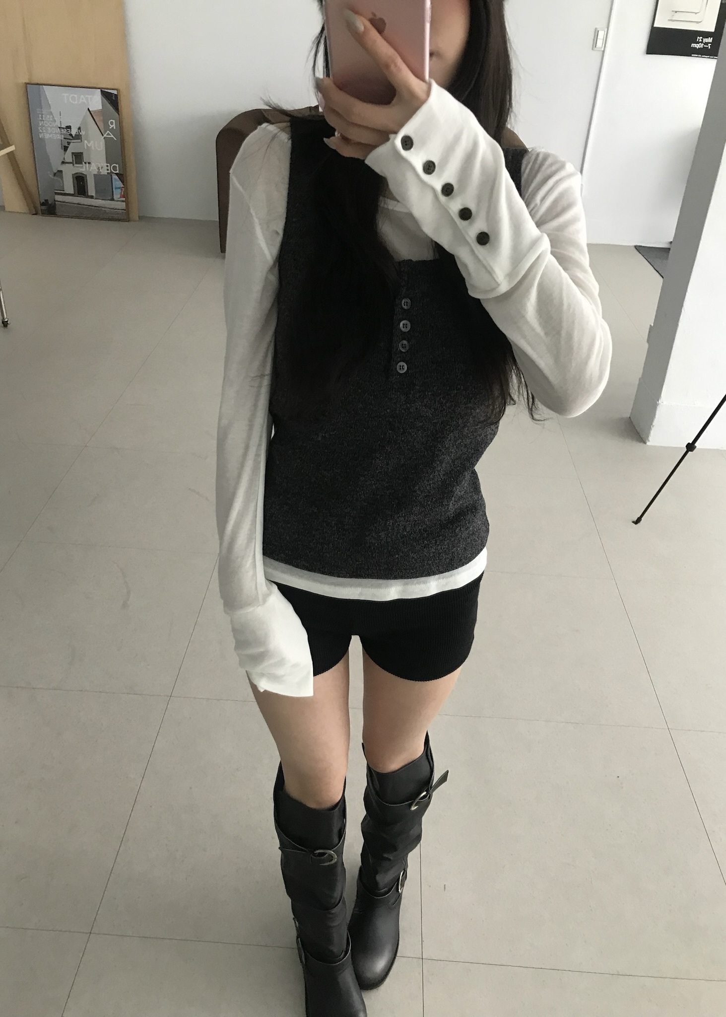 F154D2E1-212C-4DD1-B3E2-11DF06FD6675_1_201_a