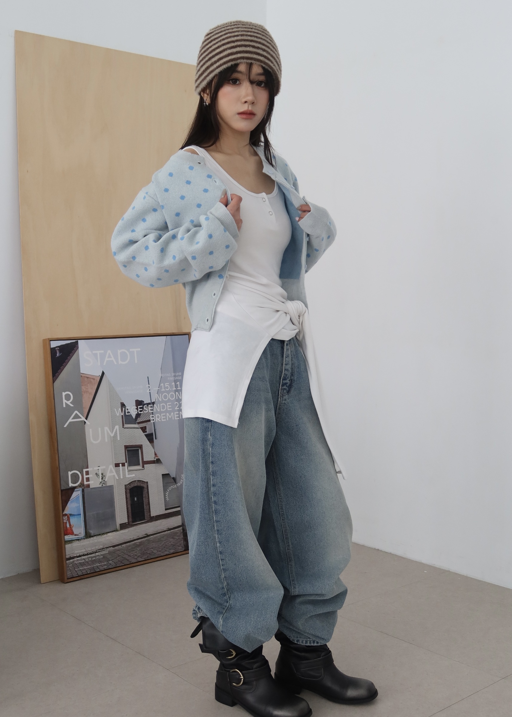 F05BC420-D075-4C6B-935D-DA6F16F8CC90_1_201_a