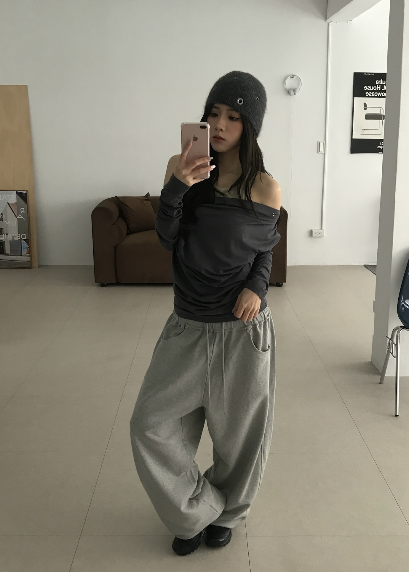 C9F26349-BFA5-454E-84F9-45E221B0814F_1_201_a