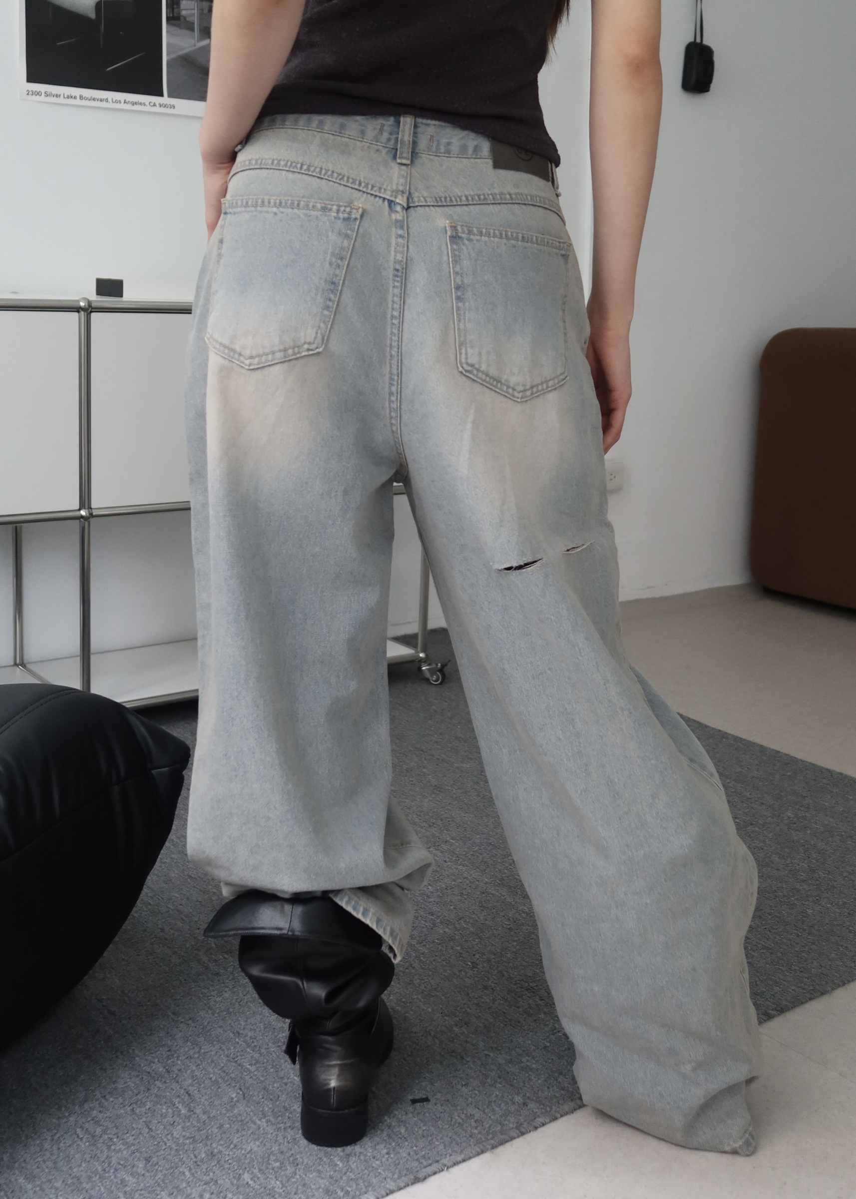 4794EBD7-9DDB-42A7-9D09-45269CB3F1D2_1_201_a