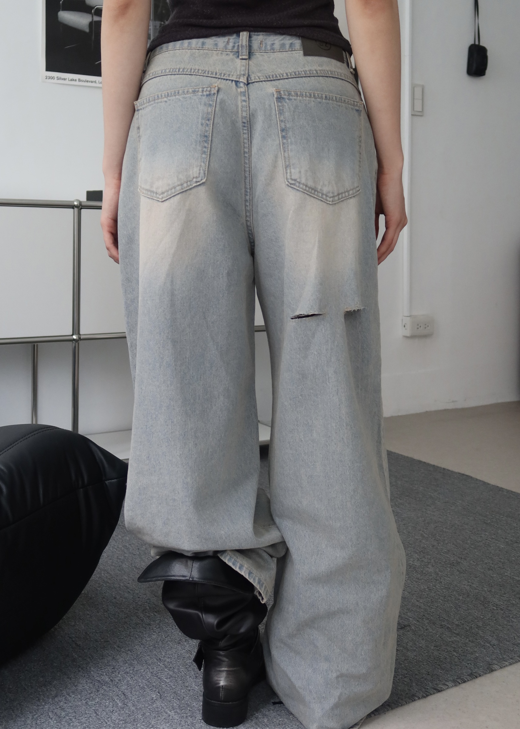 03F912BA-66FA-480B-BB1E-270C333B27A6_1_201_a