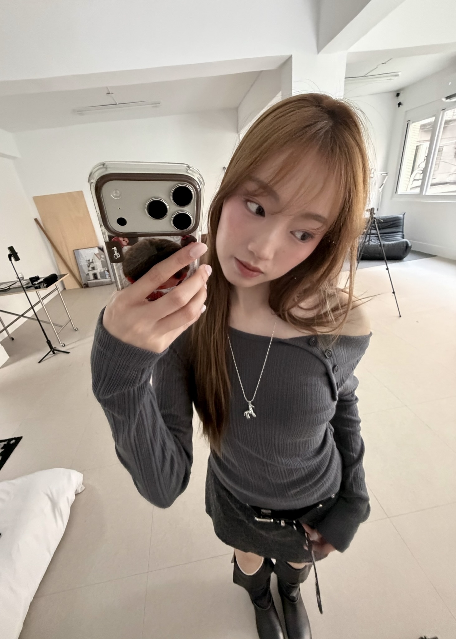 435B9CF7-2625-4F23-8D54-E71C52850D47_1_201_a