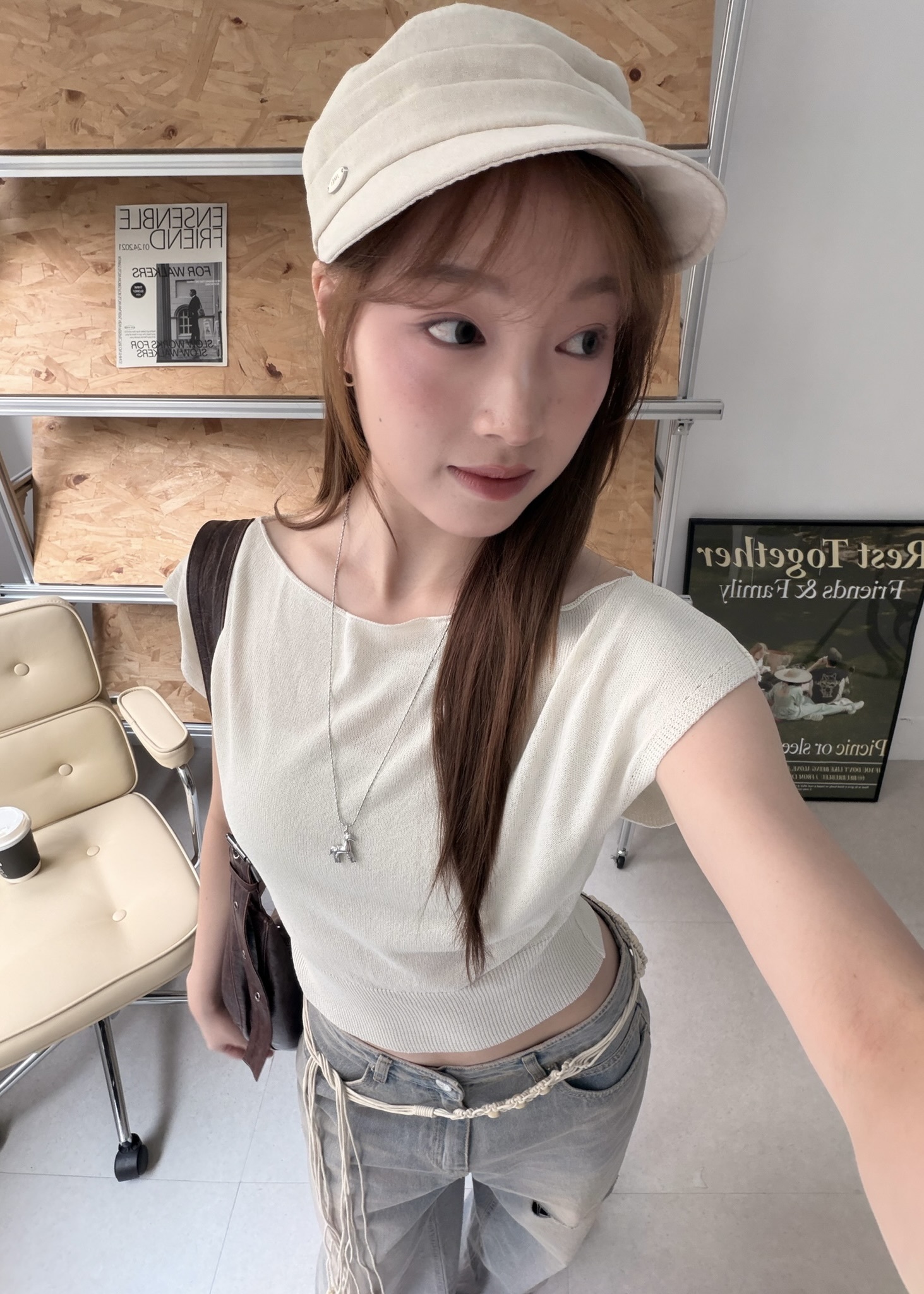 EDE7C556-7014-49FA-A3BD-A16740349499_1_201_a