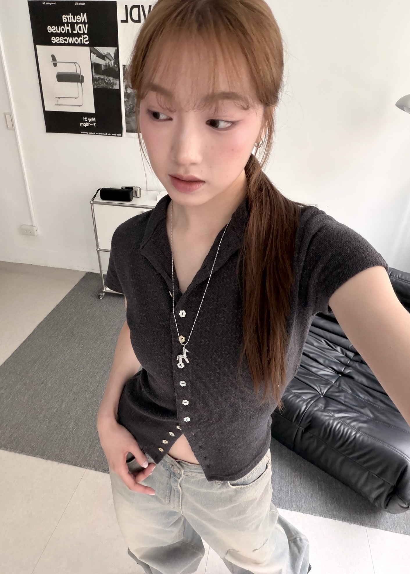 0A923BA5-F524-490E-8E88-1BD355BE1A41_1_201_a