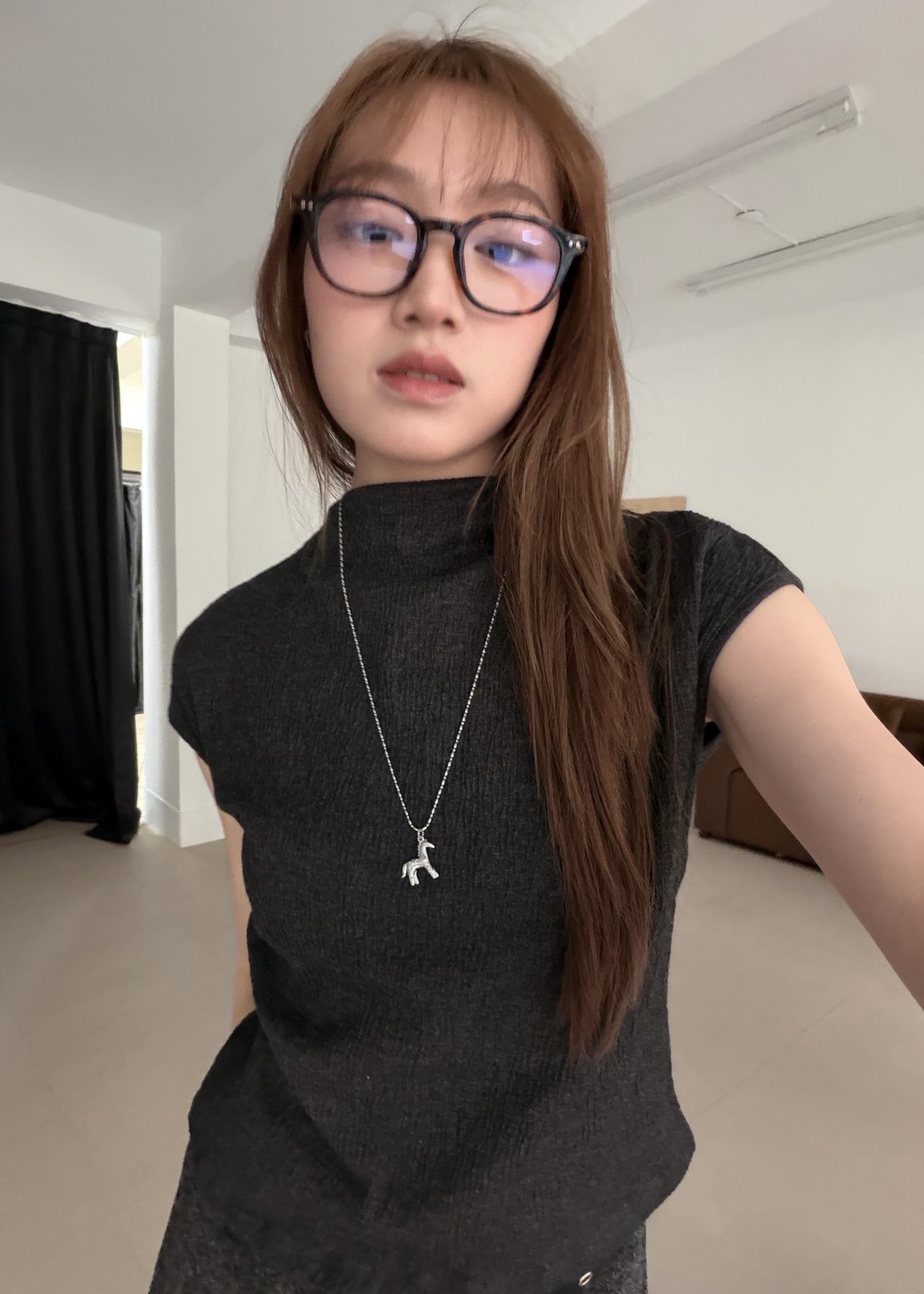 B4EF60FB-F067-4C1A-8EBC-B64D9B251629_1_201_a