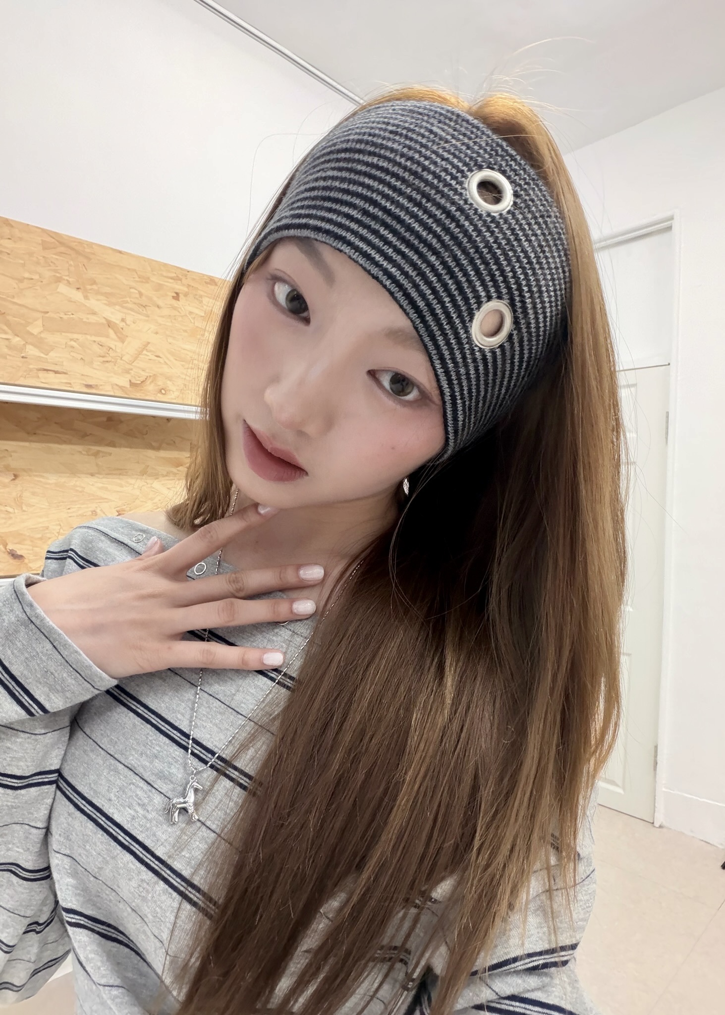 43B4FD0E-E94B-4899-AB19-D5C74BA45431_1_201_a