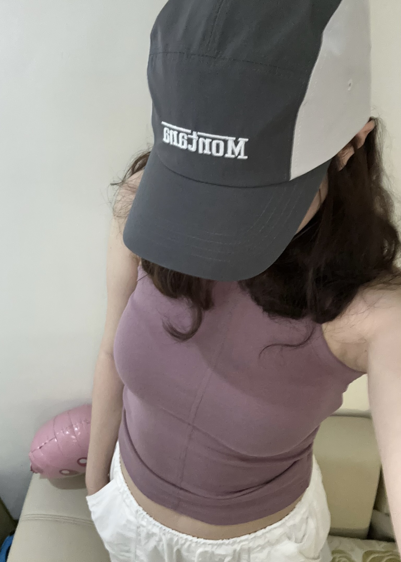 E1C490D0-3FB5-4E13-8526-FF87143DCC13_1_201_a