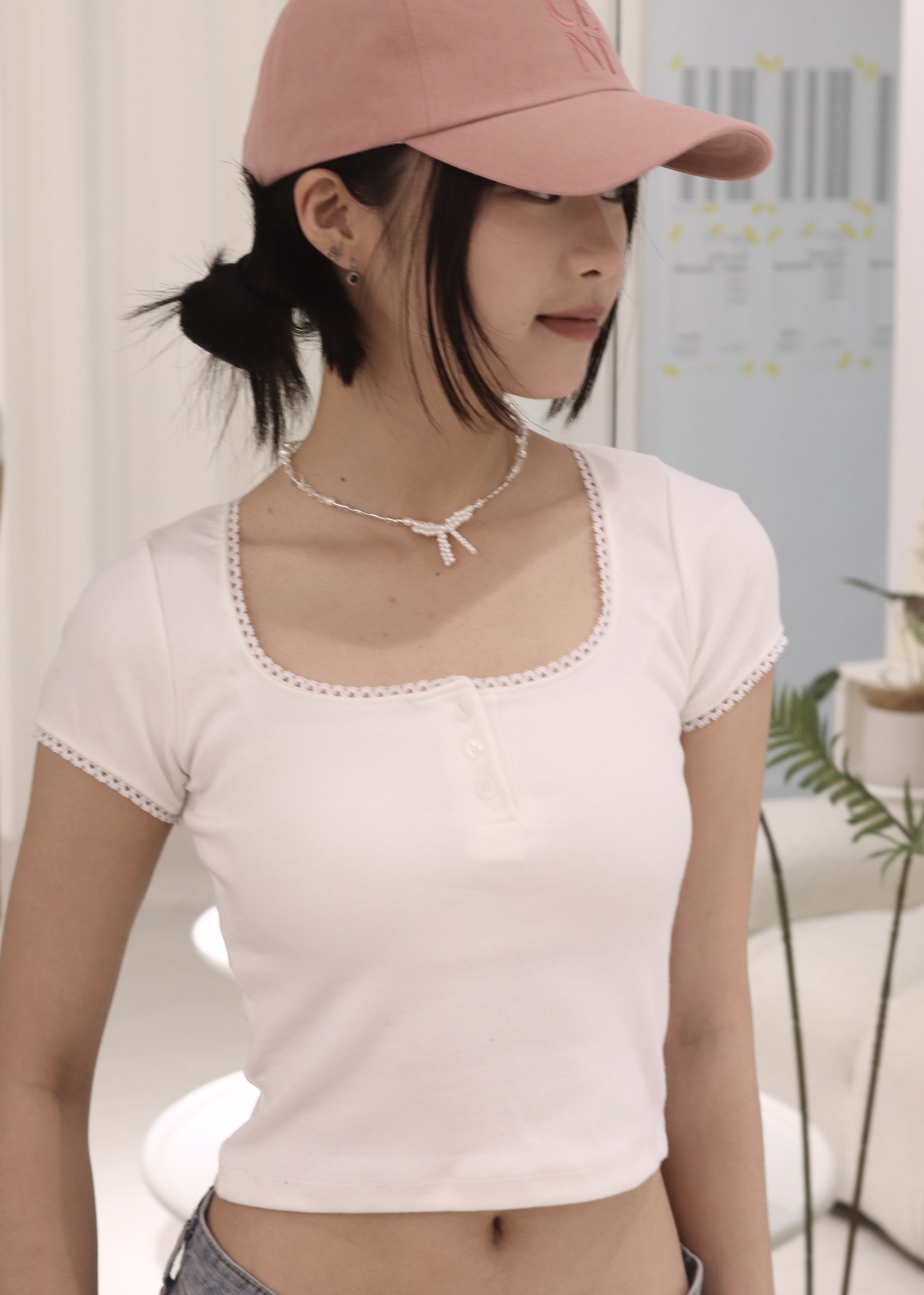 EC1D272C-6B70-4DCB-9DB4-2CFDD671AA05_1_201_a
