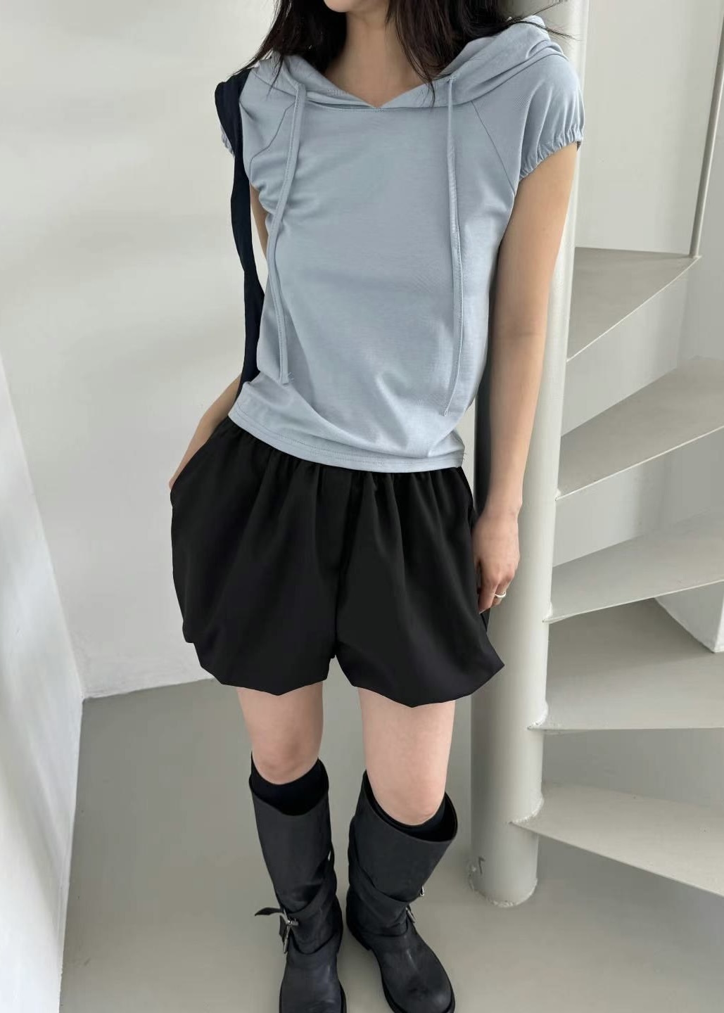 CA7113C9-C94D-4D69-A40D-054C9DB6620E_1_201_a