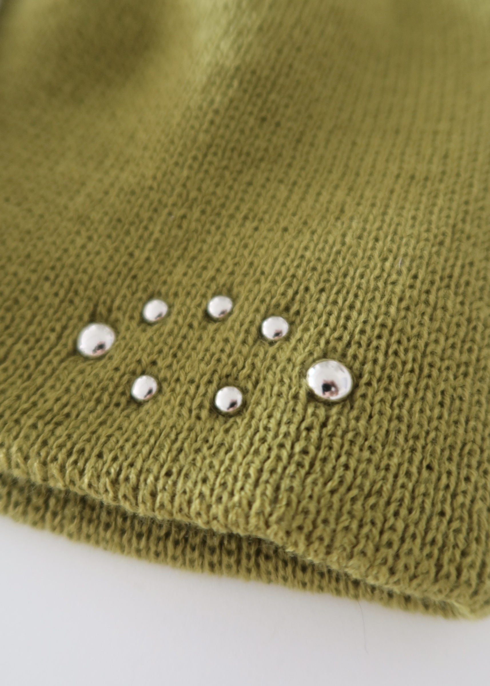 FE598E8C-034C-4A29-94EE-CED23E76EDDD_1_201_a