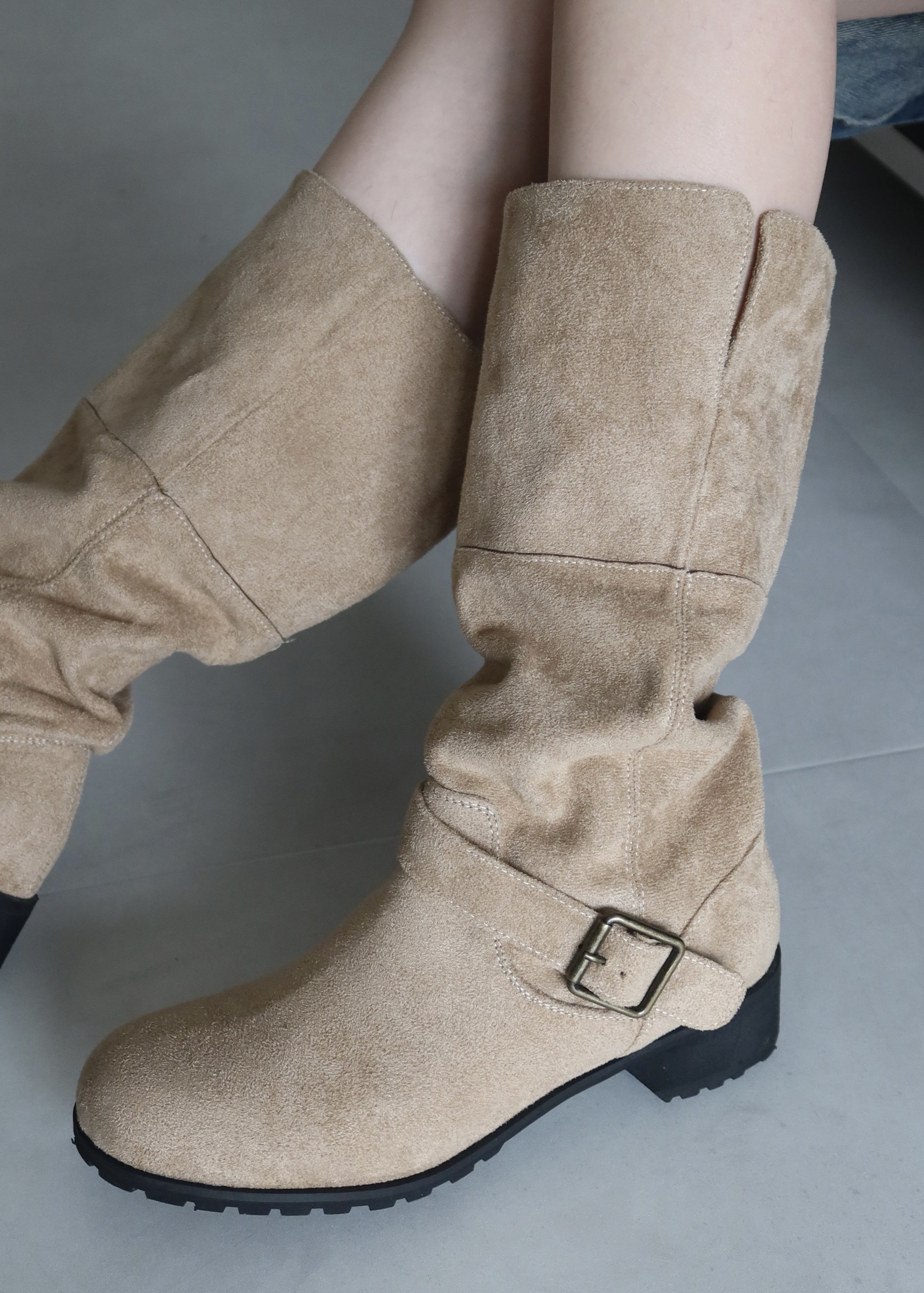 6880D5A1-D69B-4E51-AB0E-ECD397F117C9_1_201_a