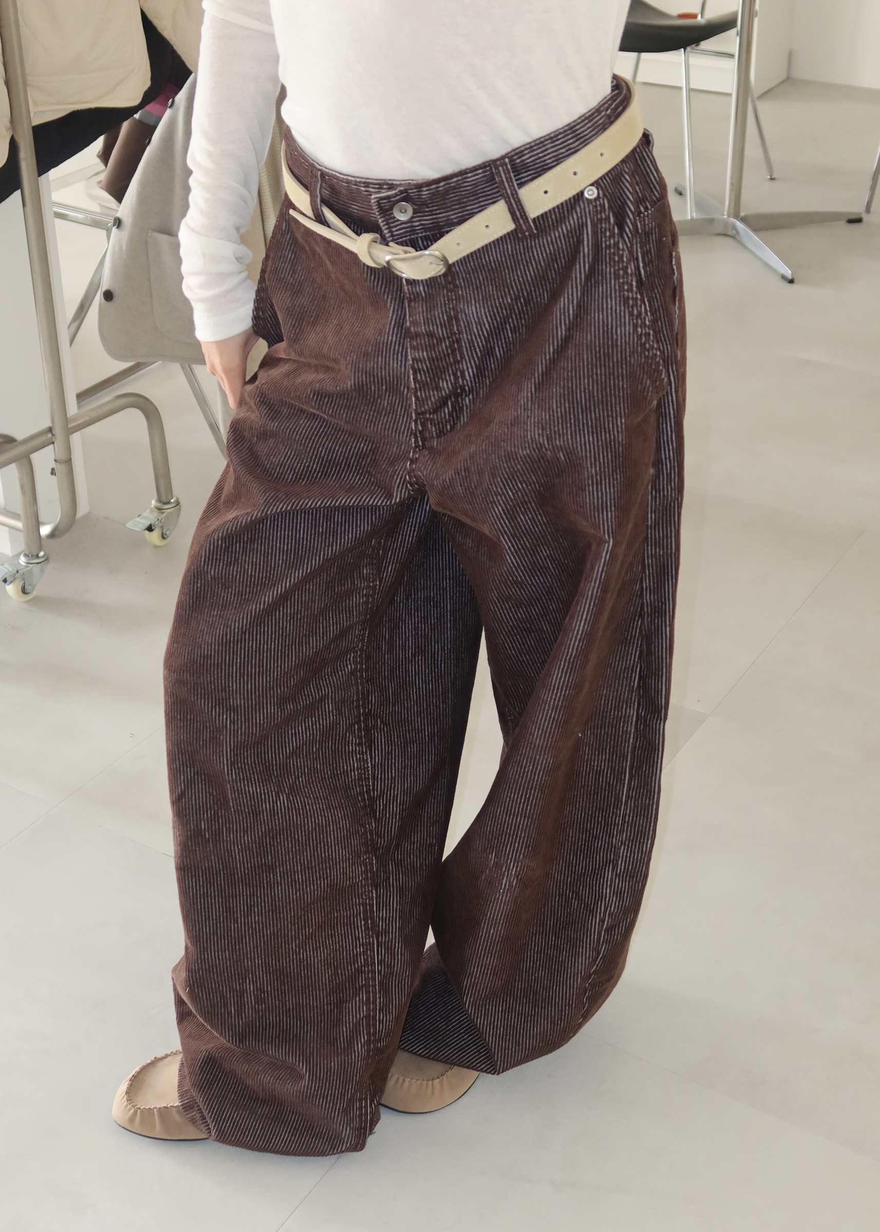 CB0E77EE-DB0E-41C2-9C66-A1C6988B3FB1_1_201_a