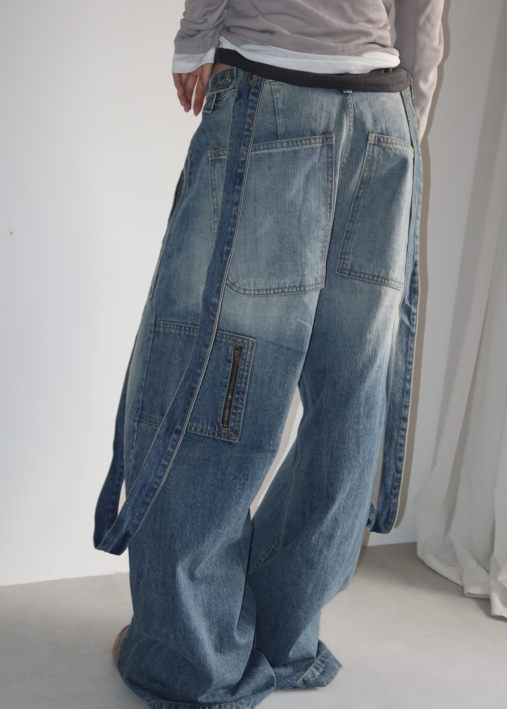 E14BA604-3364-4F68-AE54-C241EF3F8F4D_1_201_a