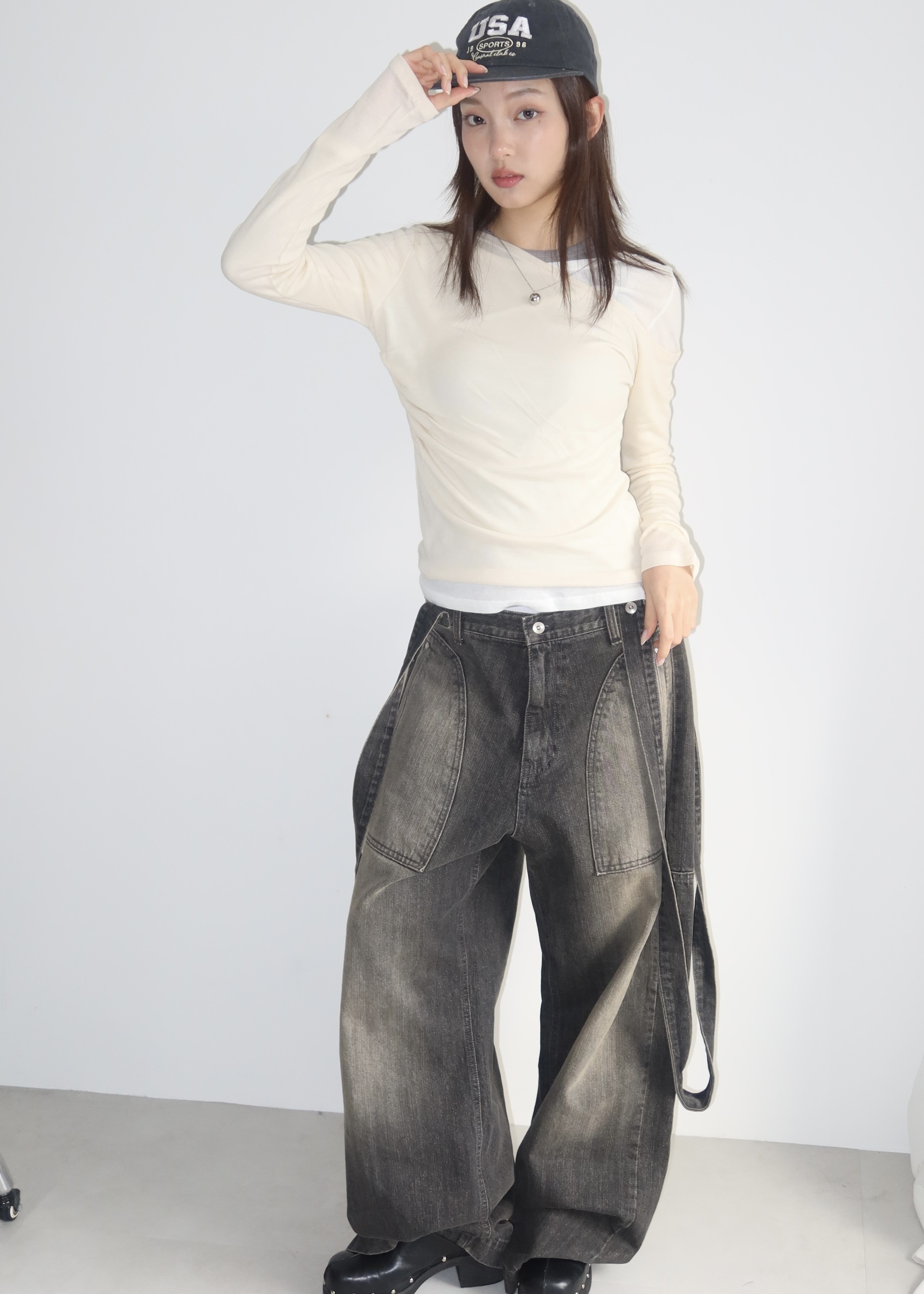 56C20F8D-E543-4E56-86FF-FBE4F93B46F3_1_201_a