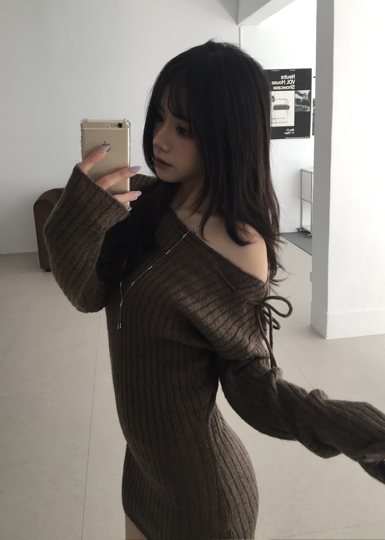 CEDF355D-86FE-4F1C-9B55-C26F094BEFBF_1_201_a