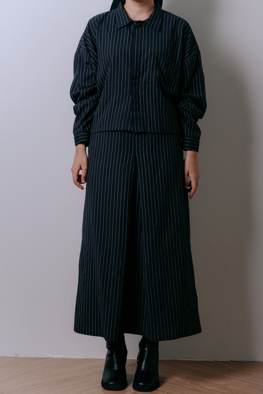 ALM_1054-70