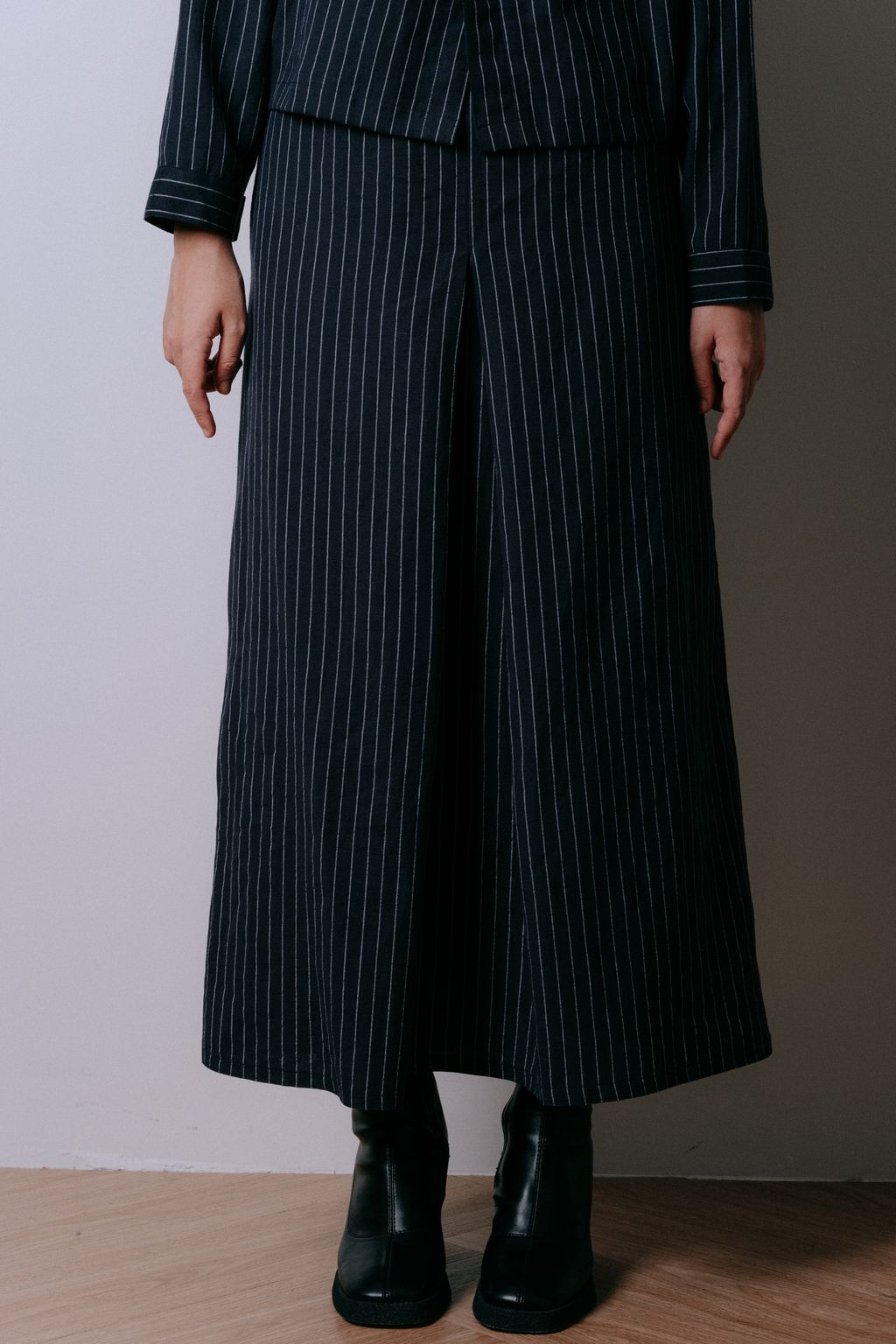 ALM_1056-220