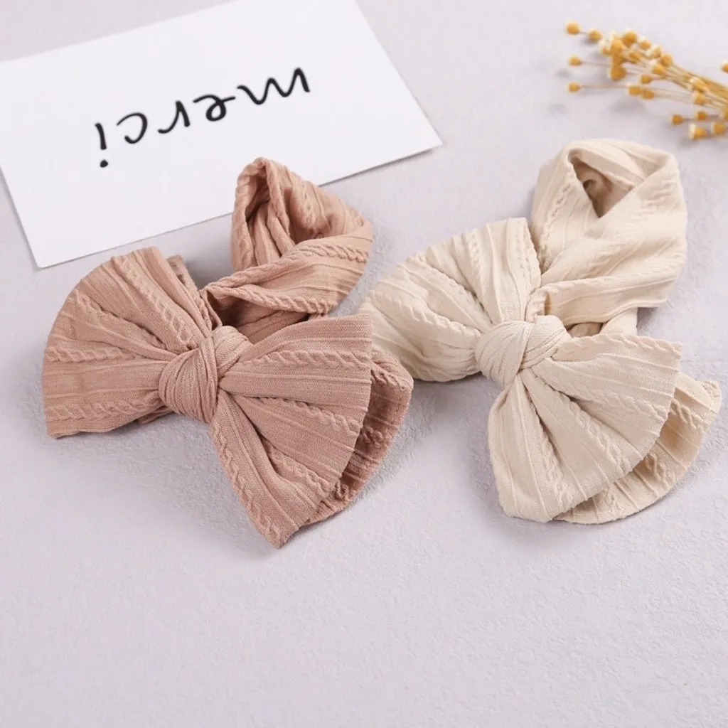 tw-11134207-7r98y-lm3fbun35a57f2
