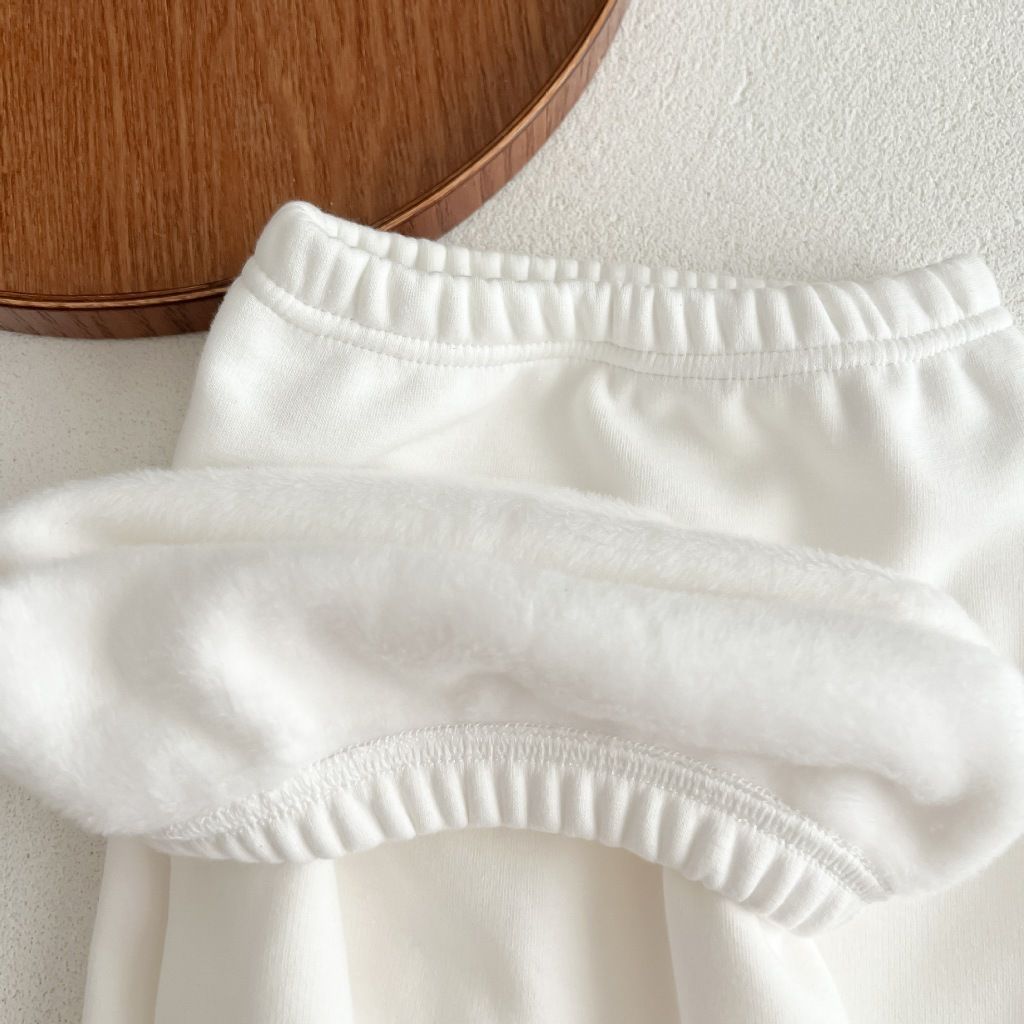 tw-11134207-81ztf-mhkr4ck5zklg4b