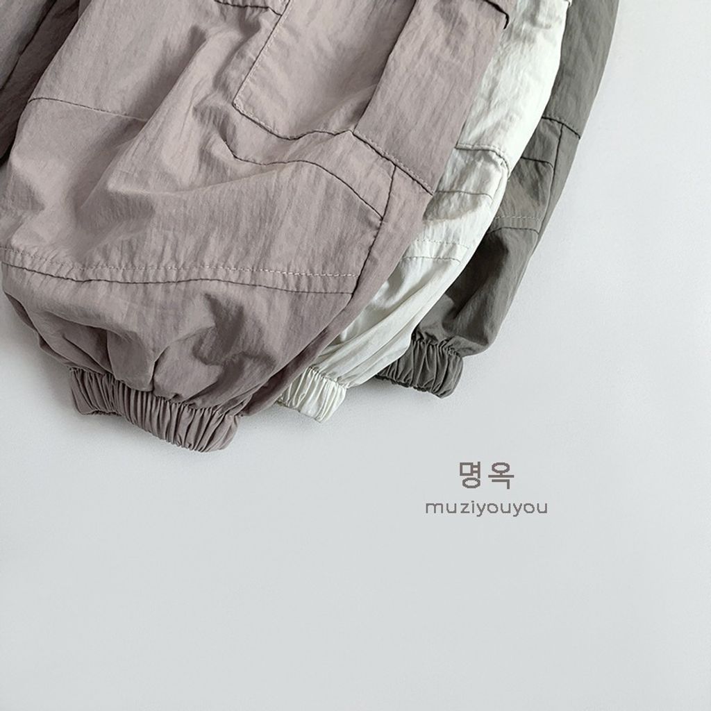 tw-11134207-820le-mkja9mv41g5c5b