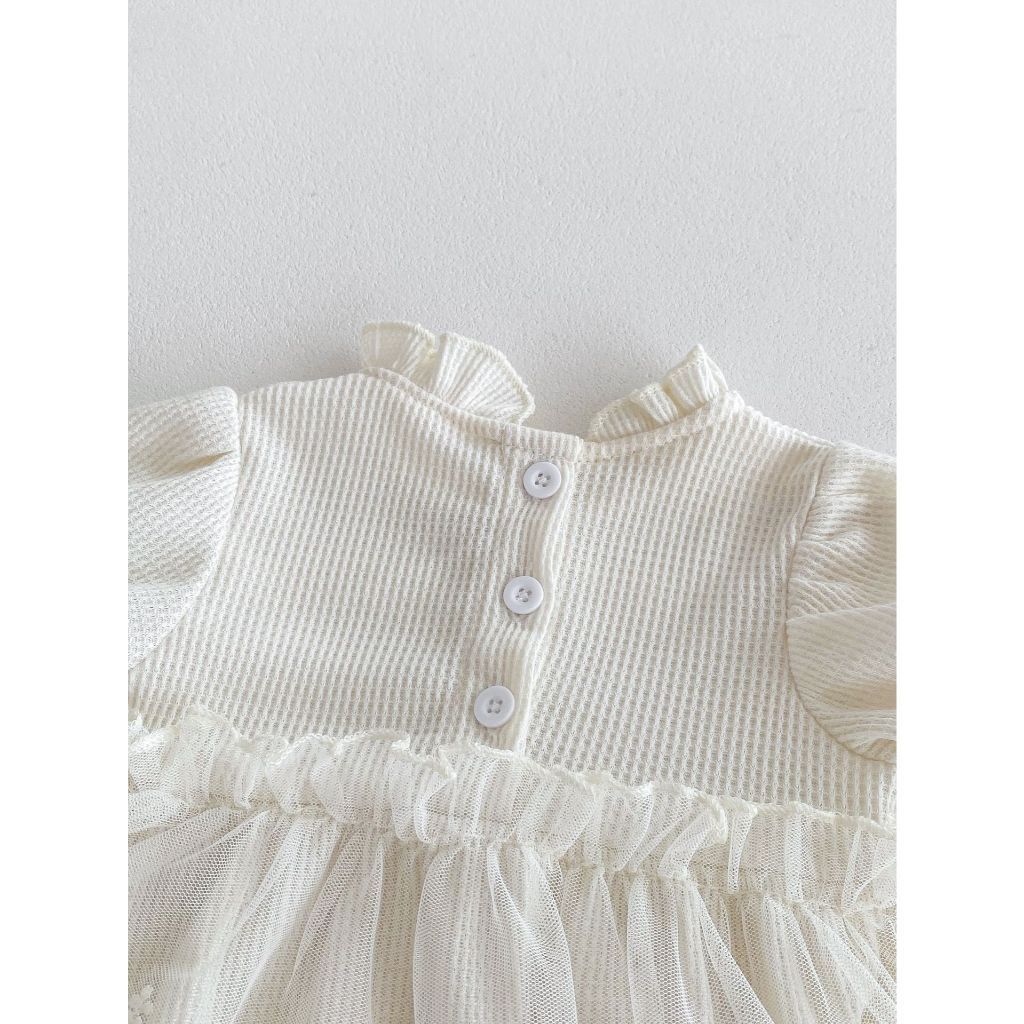 tw-11134207-820lg-mkkf50at77r5bd