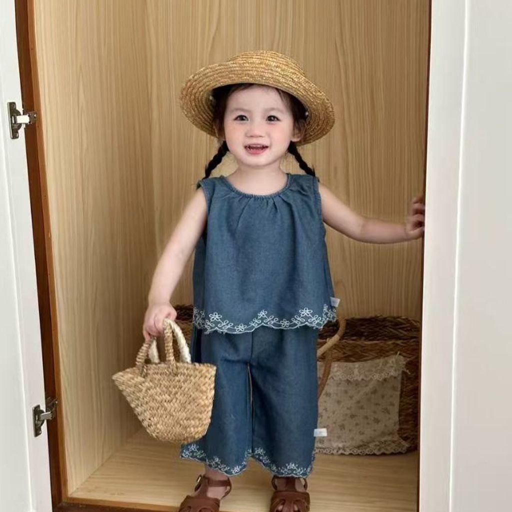 tw-11134207-820lh-ml8x23uym42702