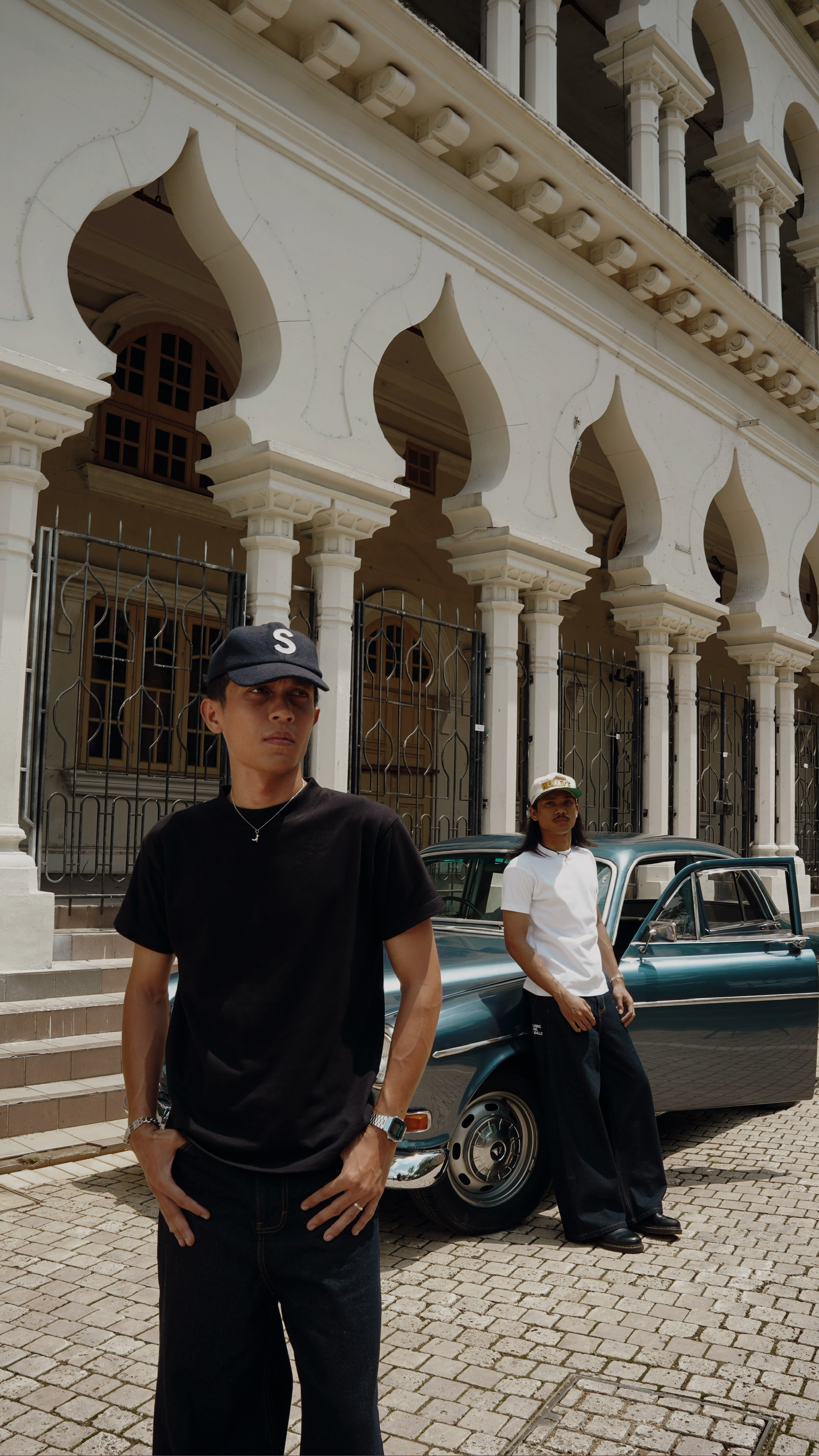 SENÁK COLLECTION | Bradastreet