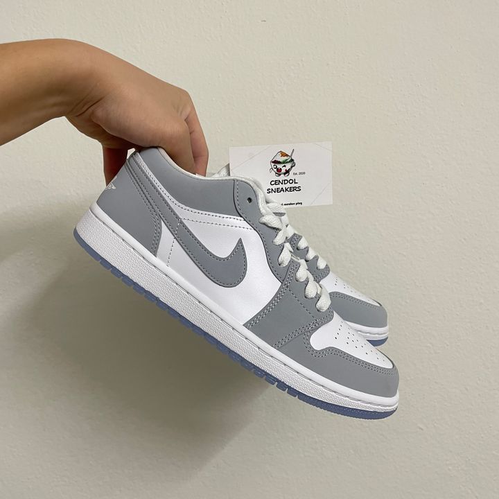 wolf grey 2
