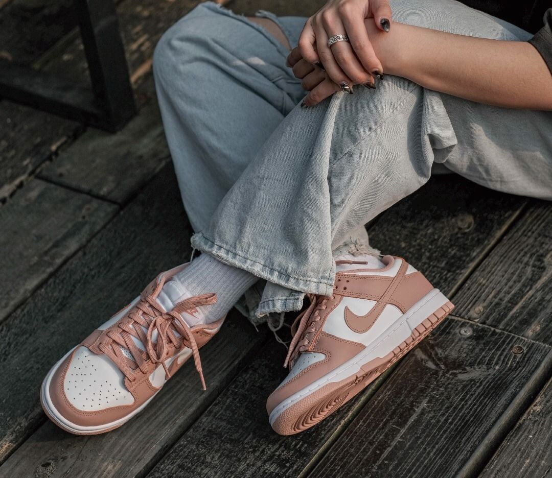 nike dunk low cinder on feet