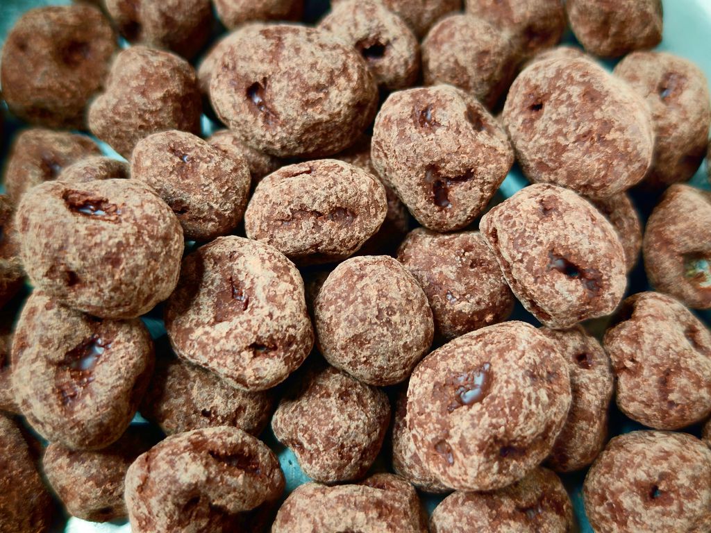 3190