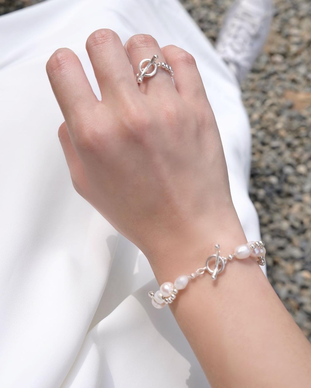 59E5757A-7BF7-4FBB-A898-F92B1DF61EFD