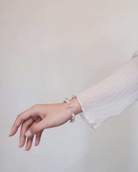 9F413E5C-9AE3-45F5-8CC5-920BE3970D81 2