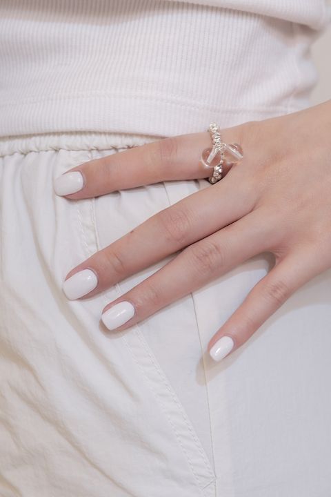 656CCCD8-1D8A-4C26-AE61-A1609ED7616F 2