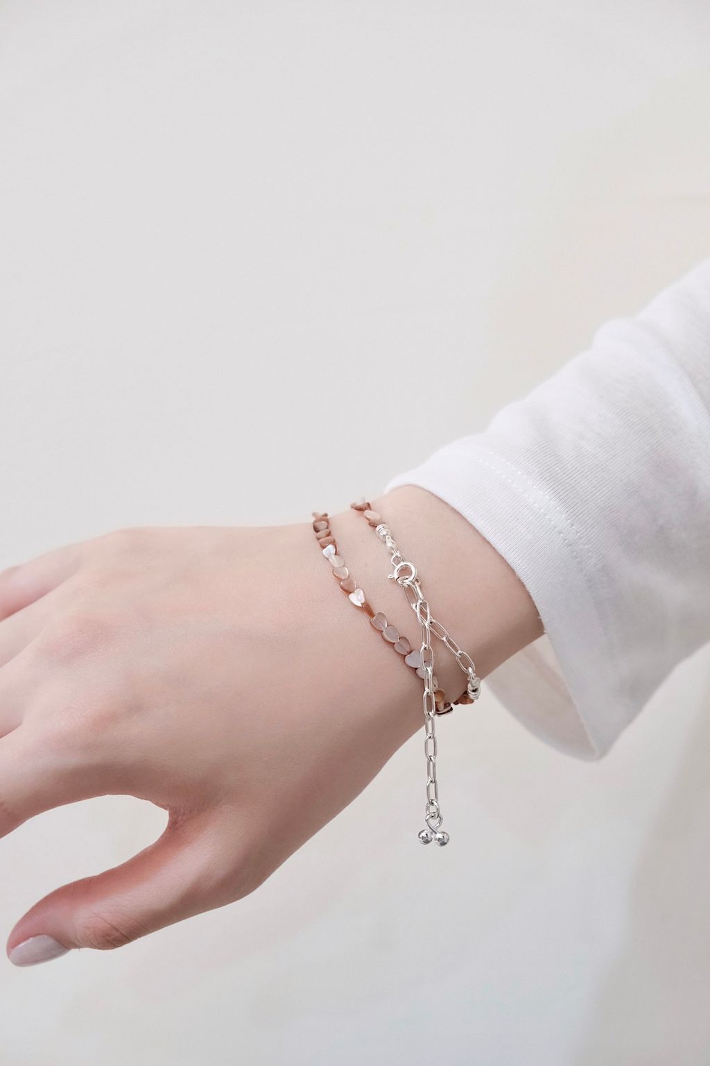 7AC0851E-AFAD-4D3B-B5A5-EDEB74249E52