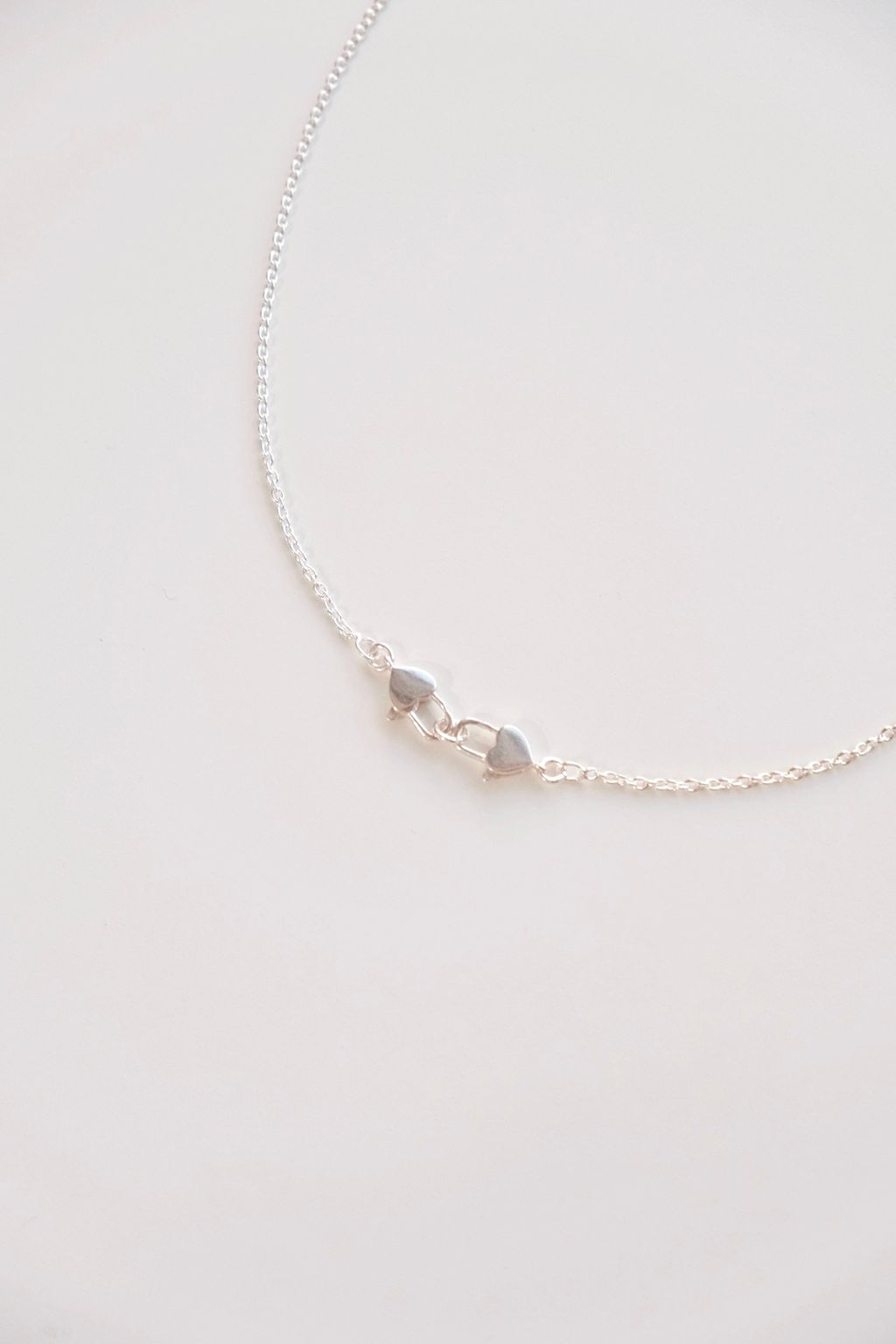 8D4689F7-D849-4B4F-9053-5439CCB8A284