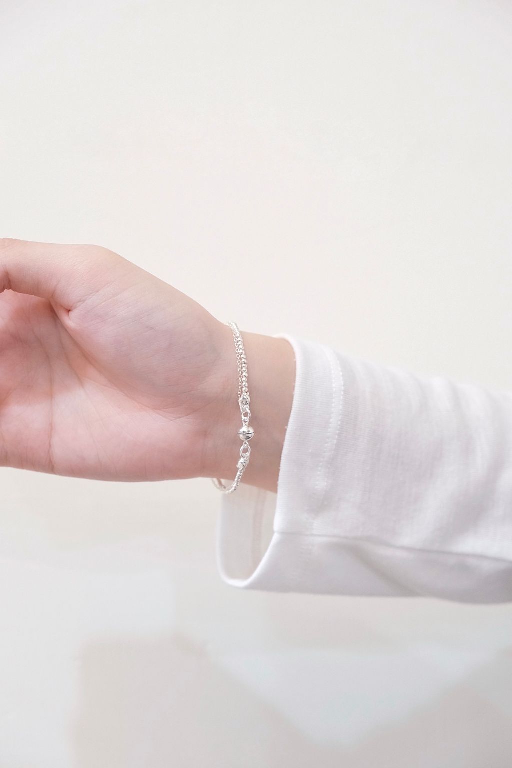 E116ACD8-6867-4672-9489-DB20E6470A1F