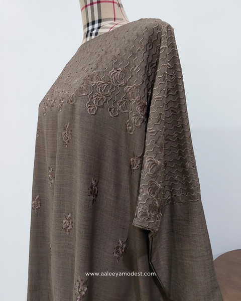 Black and White Minimalist Interior Sale Instagram Post_20250911_092804_0000