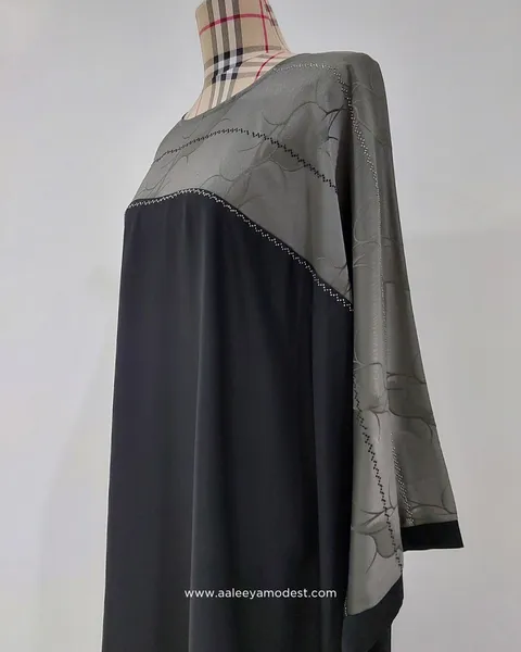 Black and White Minimalist Interior Sale Instagram Post_20251024_155257_0000