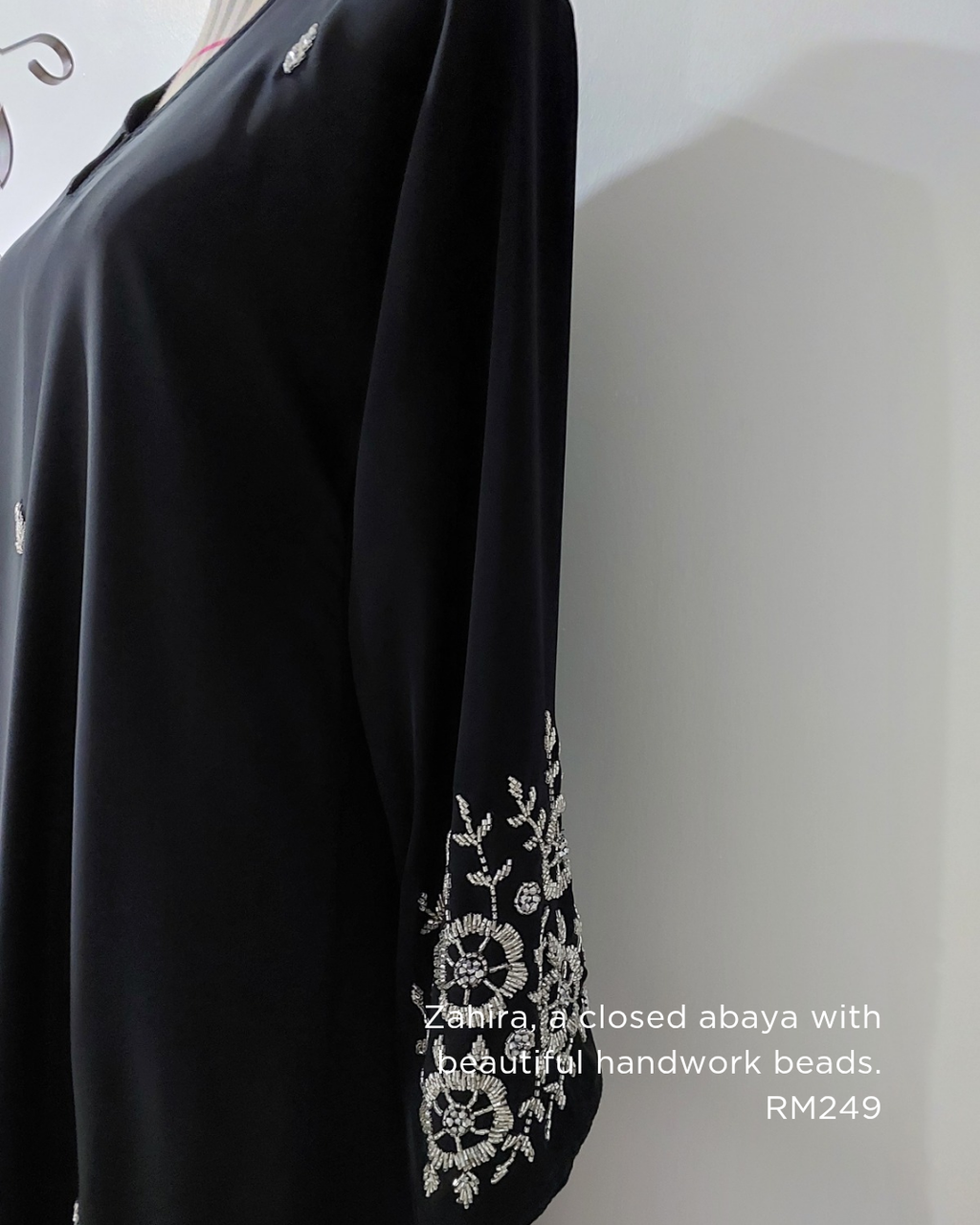 Black and White Minimalist Interior Sale Instagram Post_20251127_145202_0000