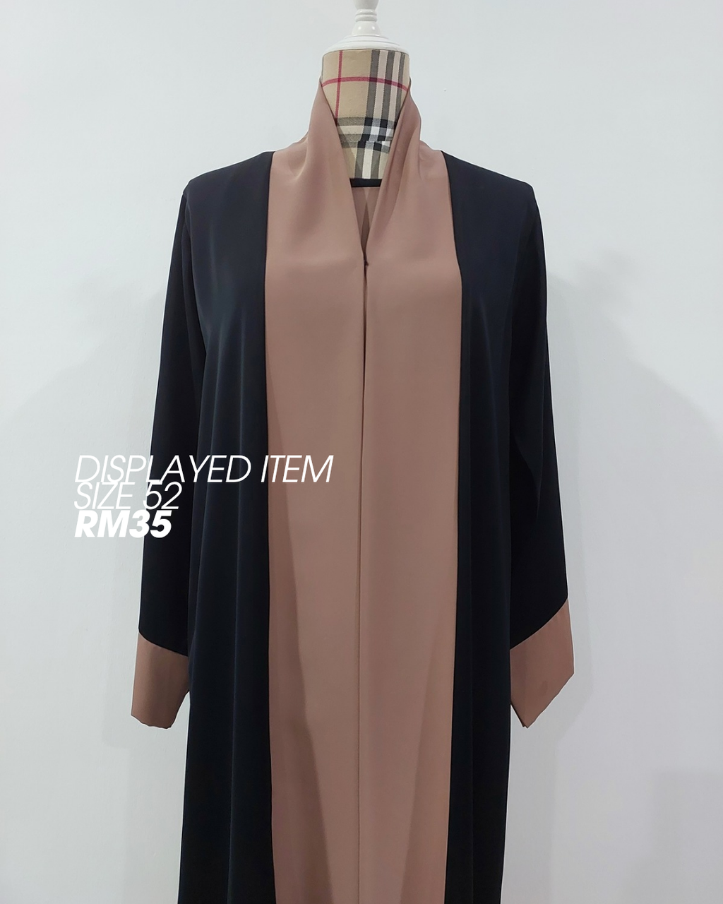 Black and White Minimalist Interior Sale Instagram Post_20251206_092528_0000