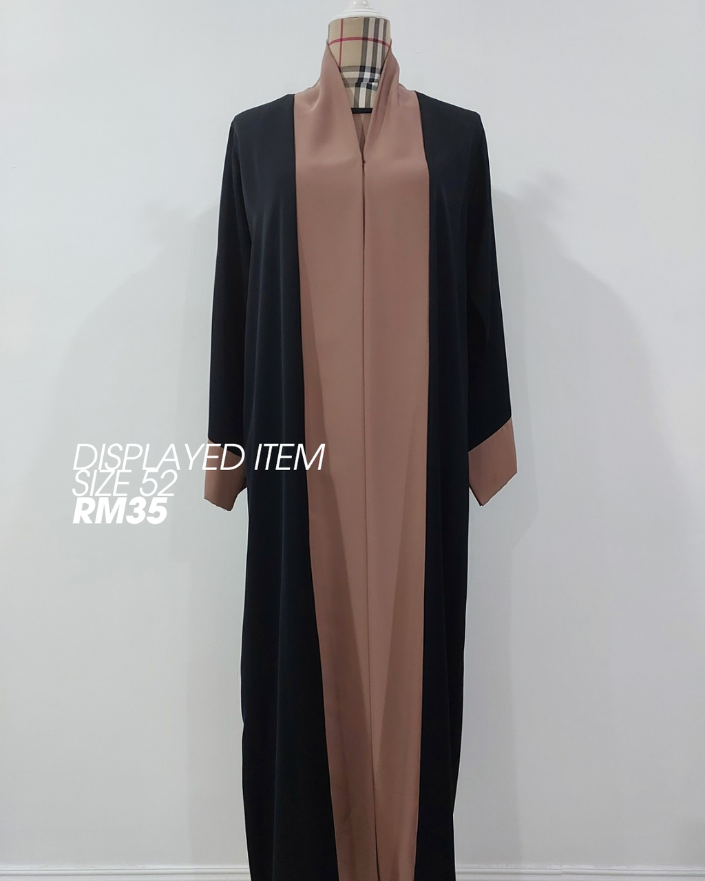 Black and White Minimalist Interior Sale Instagram Post_20251206_092605_0000