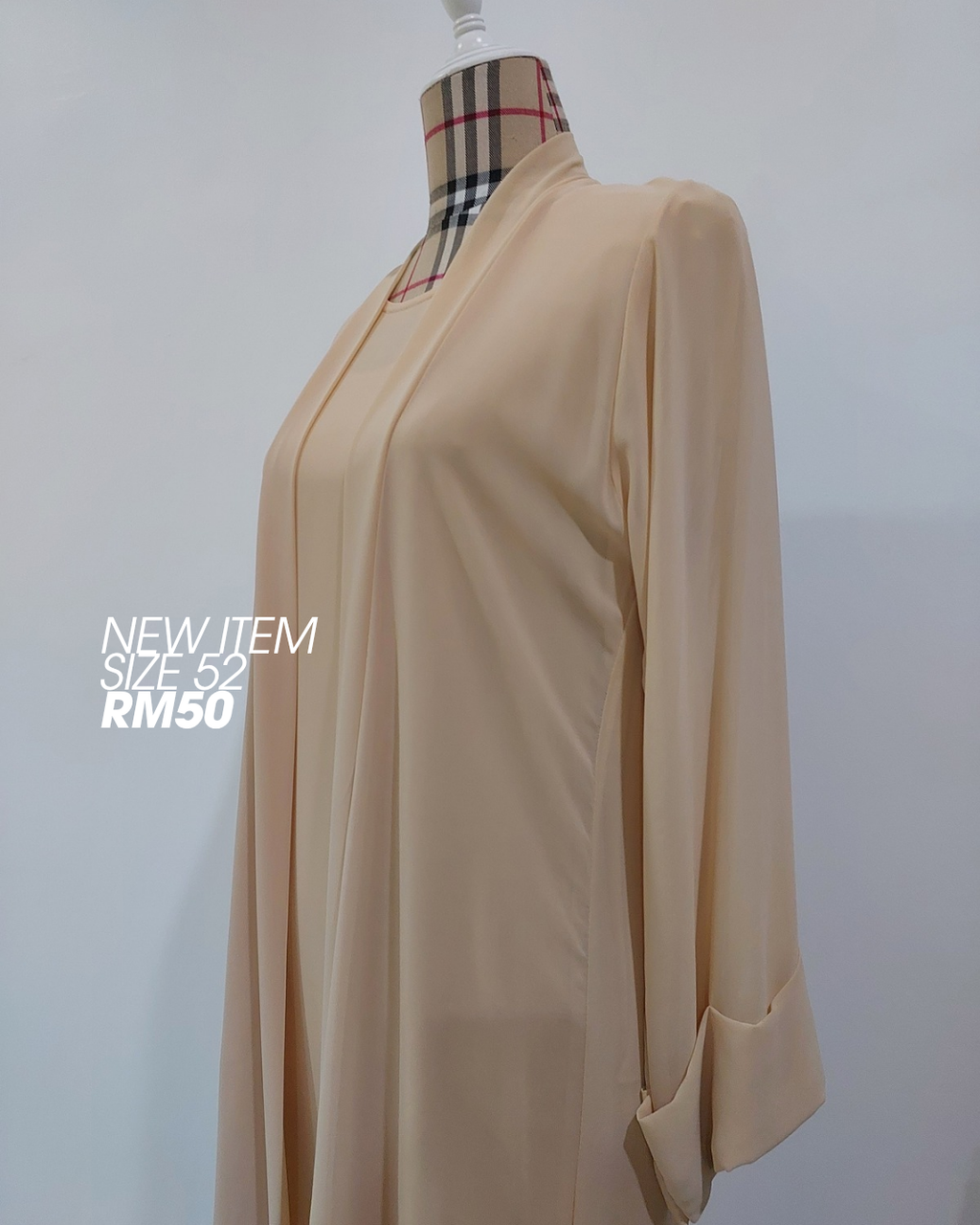 Black and White Minimalist Interior Sale Instagram Post_20251209_123008_0000